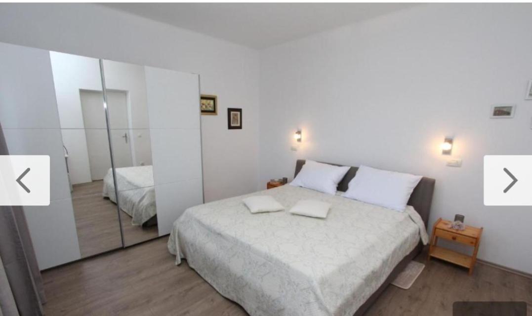 Kika Lägenhet Rovinj Exteriör bild