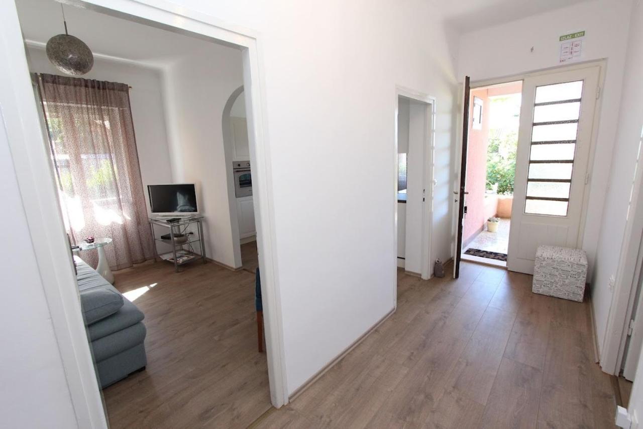 Kika Lägenhet Rovinj Exteriör bild